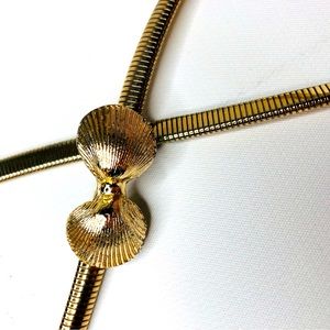VTG 70s Shell Clasp Belt Flat Gold Chain Waistband Twin Meeting Sea Shells 26.5”
